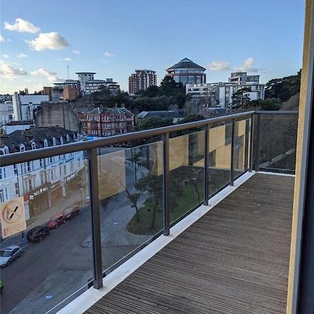 2 Bedroom Modern City Centre Bournemouth Apartment Esterno foto