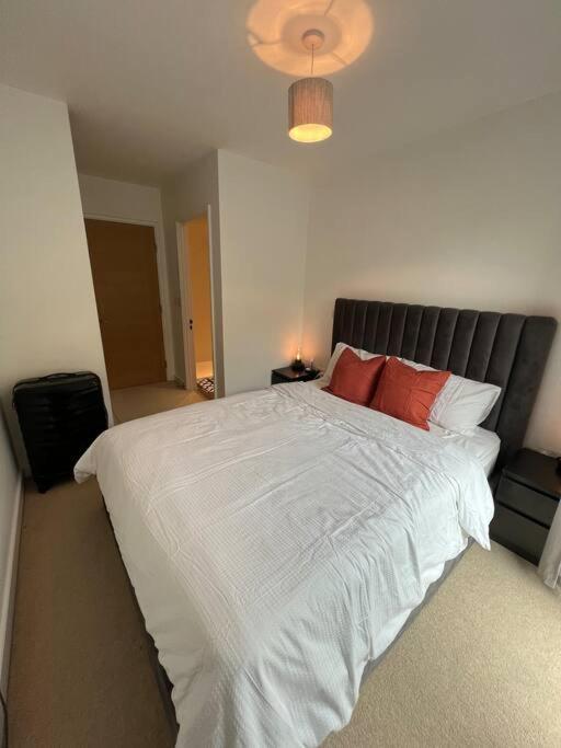 2 Bedroom Modern City Centre Bournemouth Apartment Esterno foto