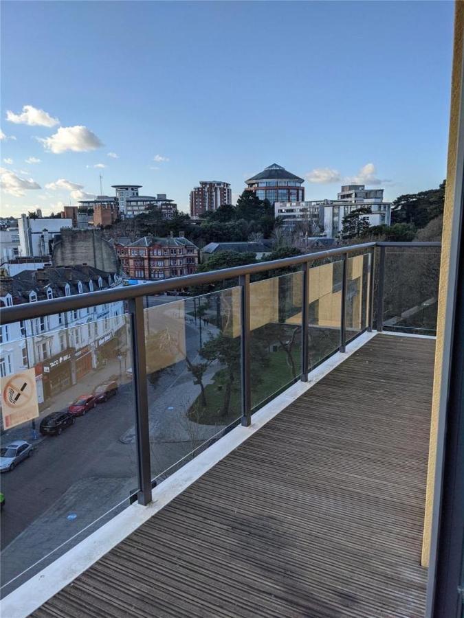 2 Bedroom Modern City Centre Bournemouth Apartment Esterno foto